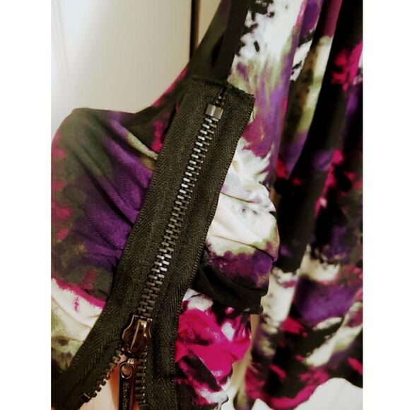 Women's Colorful 3/4 Sleeve with Zipper Tunic EUC Size XL - Picture 4 of 8